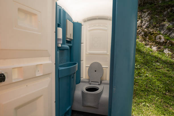 Portable Toilet Options We Offer in Austell, GA